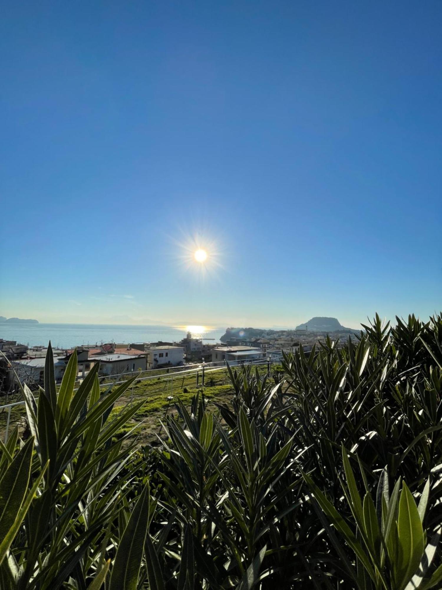 Re Vincy - Affittacamere Bacoli Bagian luar foto
