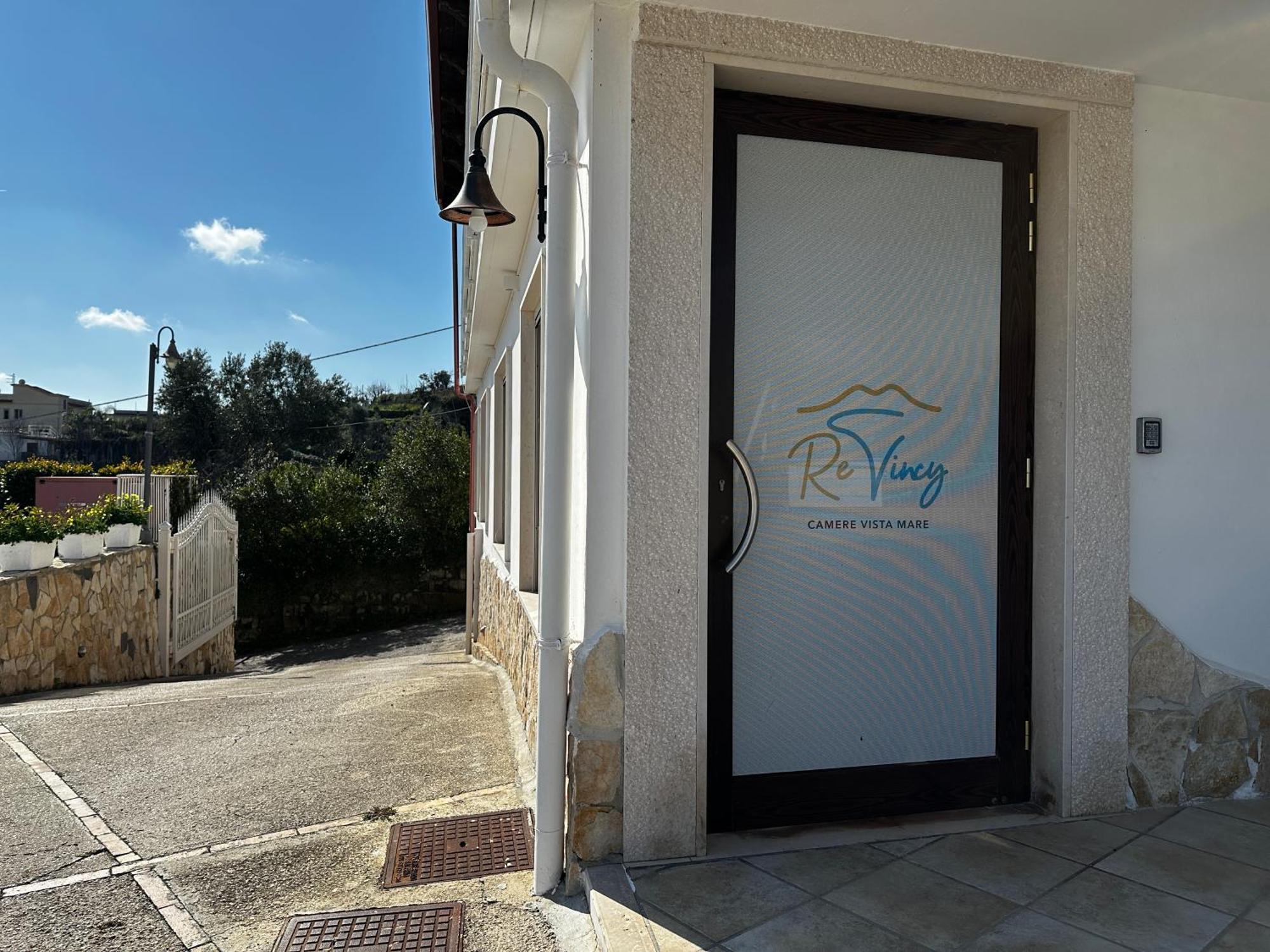 Re Vincy - Affittacamere Bacoli Bagian luar foto